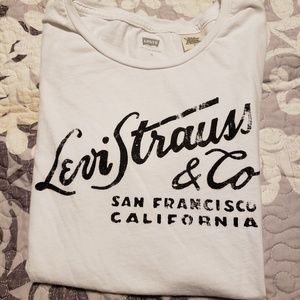 Levi's Tshirt